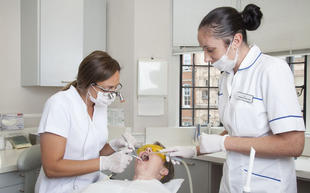 medical tourism dental veneers